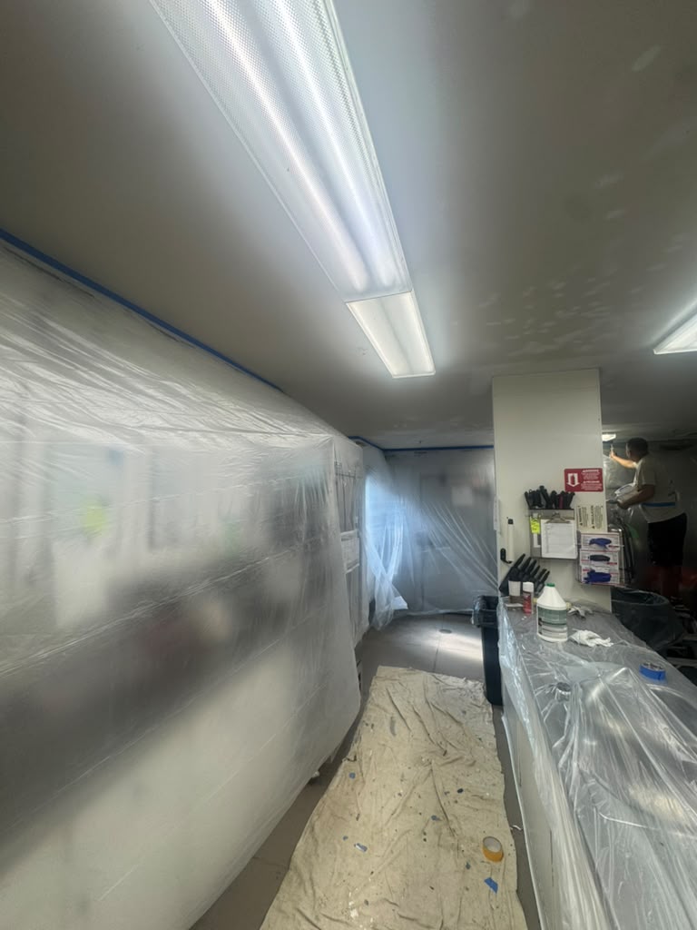Commercial kitchen cleaning by Mechan LLC